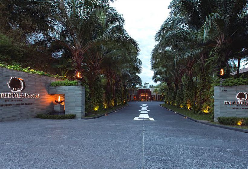 Novotel Phuket Surin Beach Resort 13