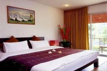 Sai Yok Country Resort & Spa 9