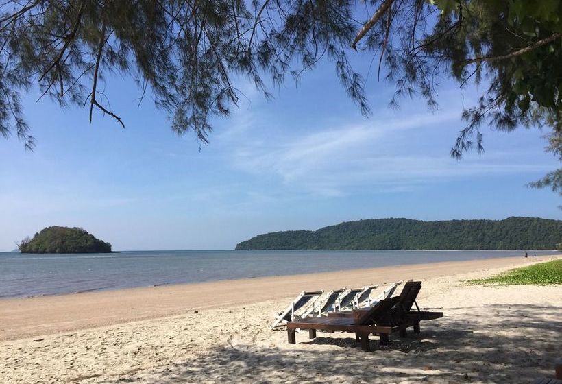 Pan Beach Bungalows 14