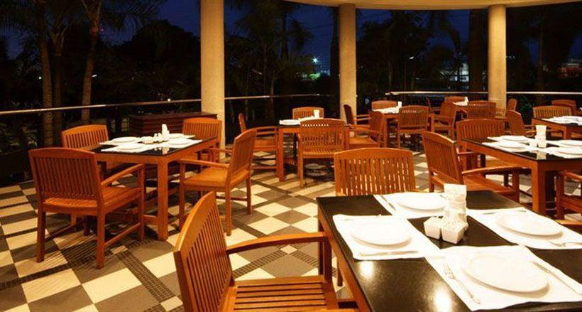 Grand Riverside Hotel Phitsanulok 5