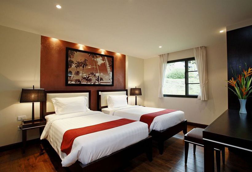 Hotel The Village Coconut Island Beach Resort 16