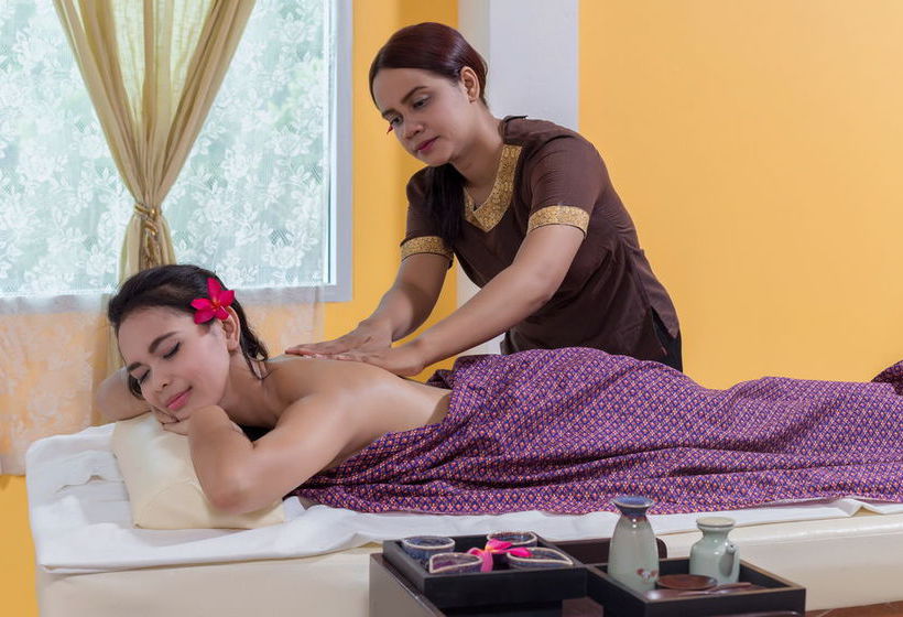 Timber House Resort 12