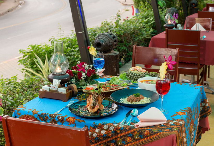 Timber House Resort 14