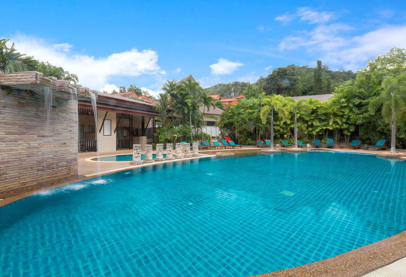 Timber House Resort 8