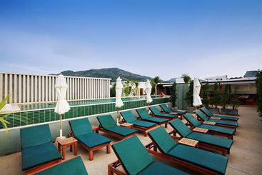 Hotel The Sea Patong 2