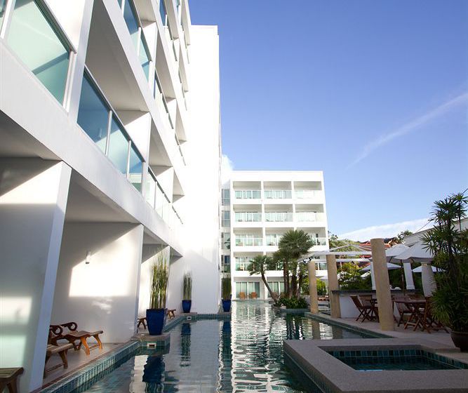 Chanalai Romantica Resort 11