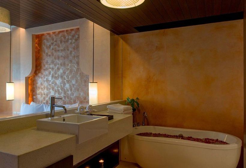 Chanalai Romantica Resort 19