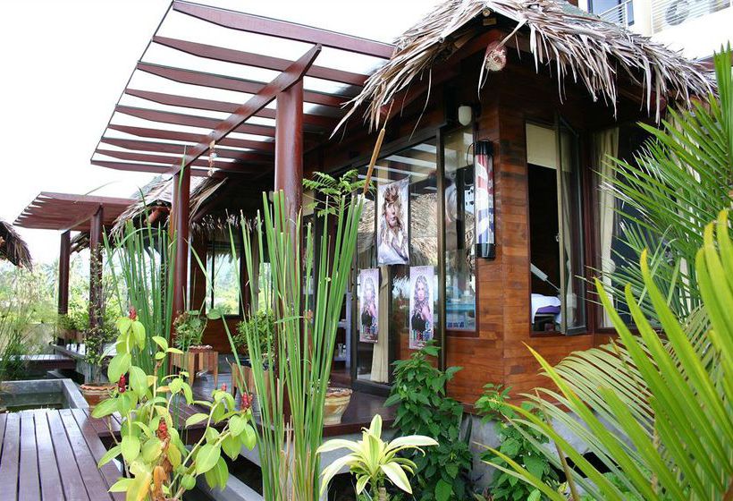 Chaweng Lakeview Condotel 1