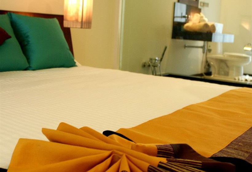 Two Villas Holiday Oxygen Style Naiharn Beach 1