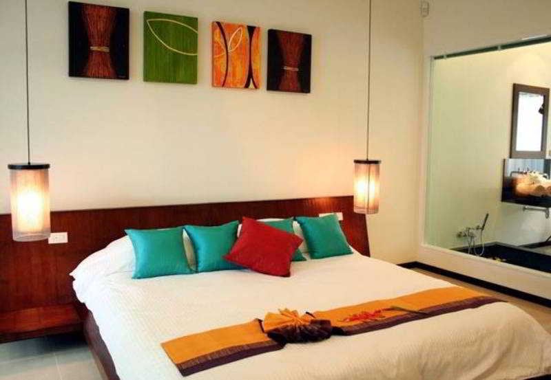 Two Villas Holiday Oxygen Style Naiharn Beach 12