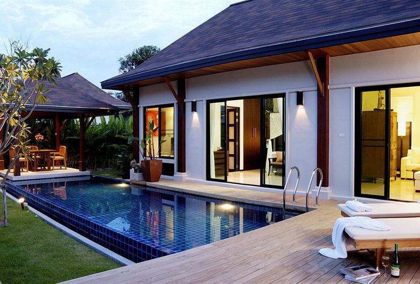 Hotel Two Villas Holiday Oriental Style Nai Harn Beach Rawai Beach