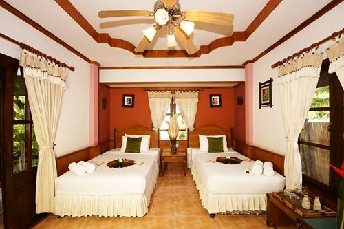 Salad Beach Resort 14