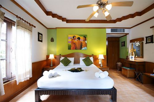 Salad Beach Resort 18