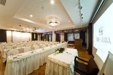 Hotel Sareeraya Villas & Suites 2