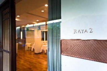 Hotel Sareeraya Villas & Suites 4