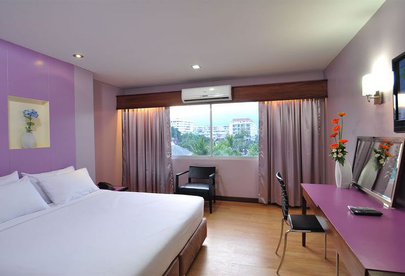 Mayflower Grande Hotel 4