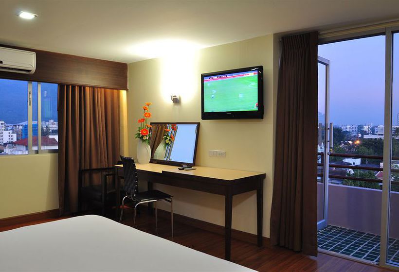 Mayflower Grande Hotel 6