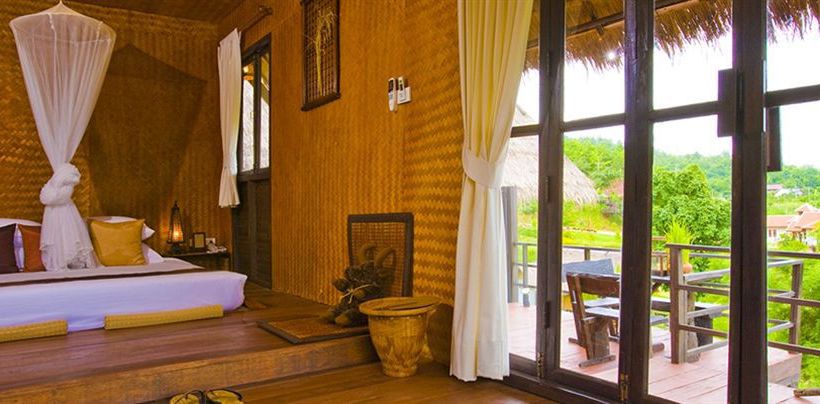 Hotel Phu Na Come Resort