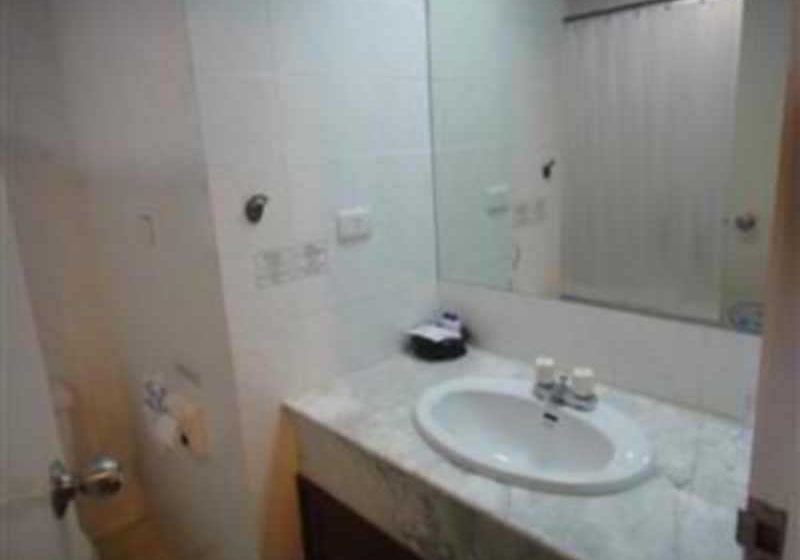 Hotel Royal Mekong Nongkhai 11