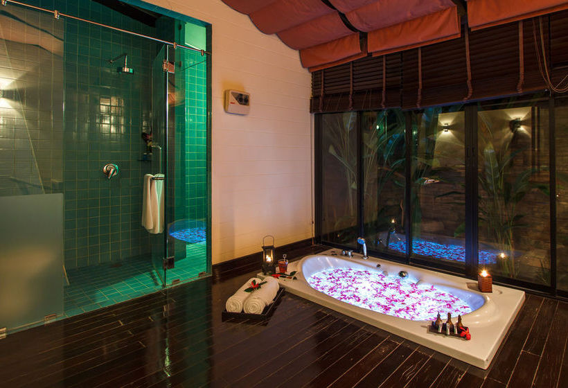 Novotel Chumphon Beach Resort & Golf 15