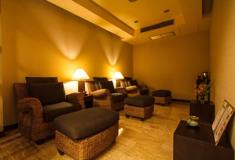 Novotel Chumphon Beach Resort & Golf 16