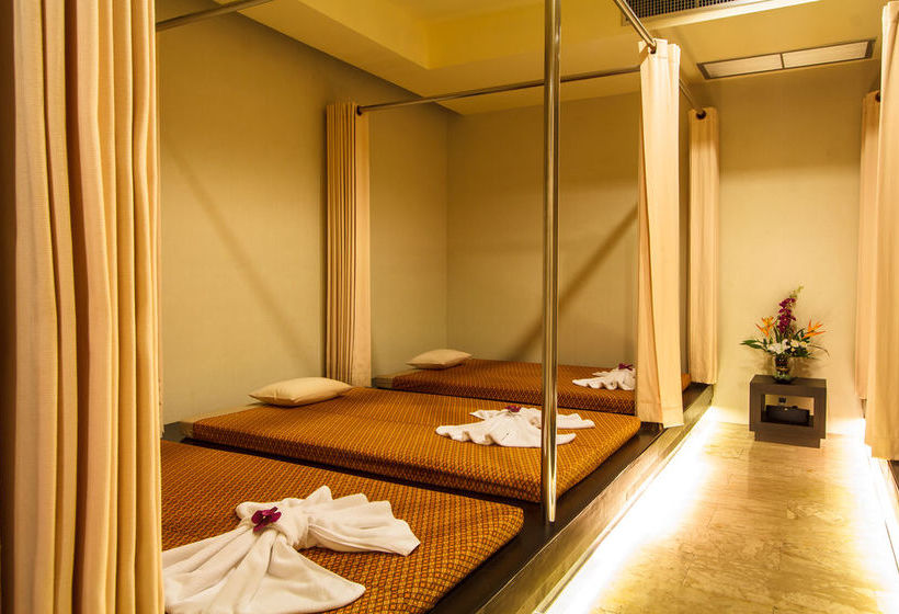 Novotel Chumphon Beach Resort & Golf 19