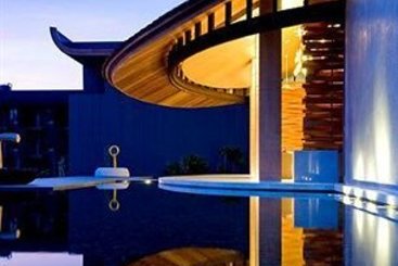 Hotel Renaissance Phuket Resort & Spa