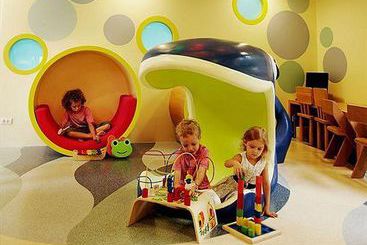 Hotel Renaissance Phuket Resort & Spa 8