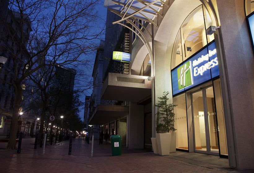 Hotel Holiday Inn Express Cape Town City Centre 1