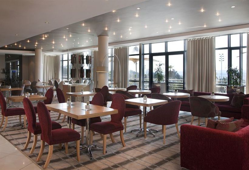 Hotel Holiday Inn Express Sandton Woodmead 2