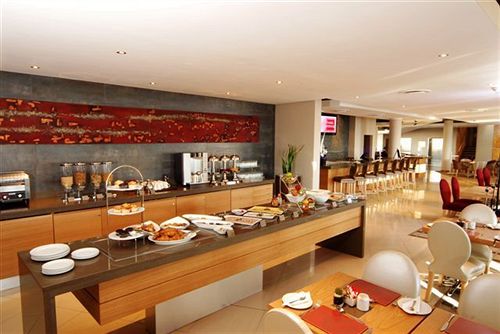 Hotel Holiday Inn Express Sandton Woodmead 20
