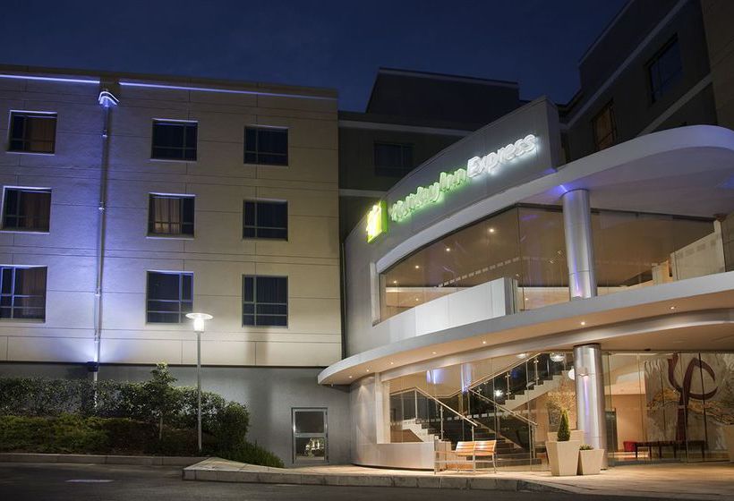 Hotel Holiday Inn Express Sandton Woodmead 5