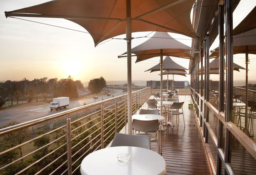 Hotel Holiday Inn Express Sandton Woodmead 7