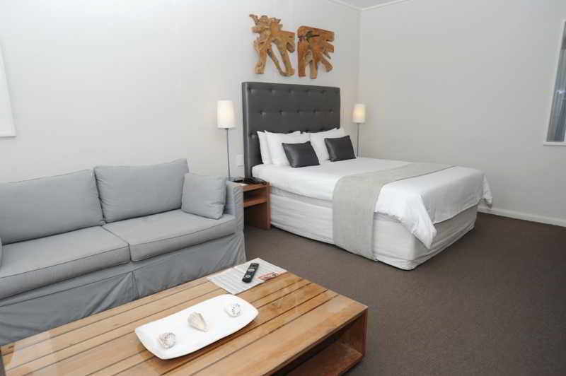 Atlantic Beach Hotel 8