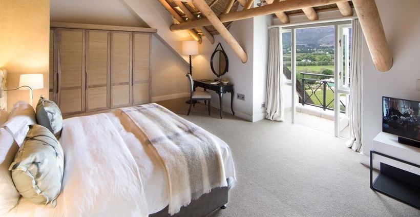 Hotel Mont Rochelle 10