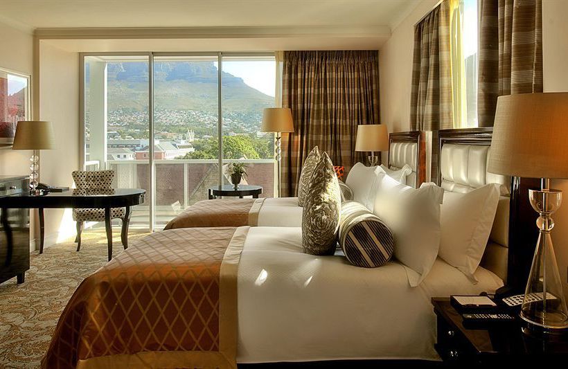 Hotel Taj Cape Town 10
