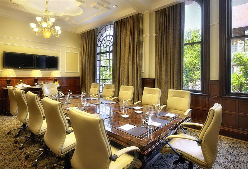 Hotel Taj Cape Town 13