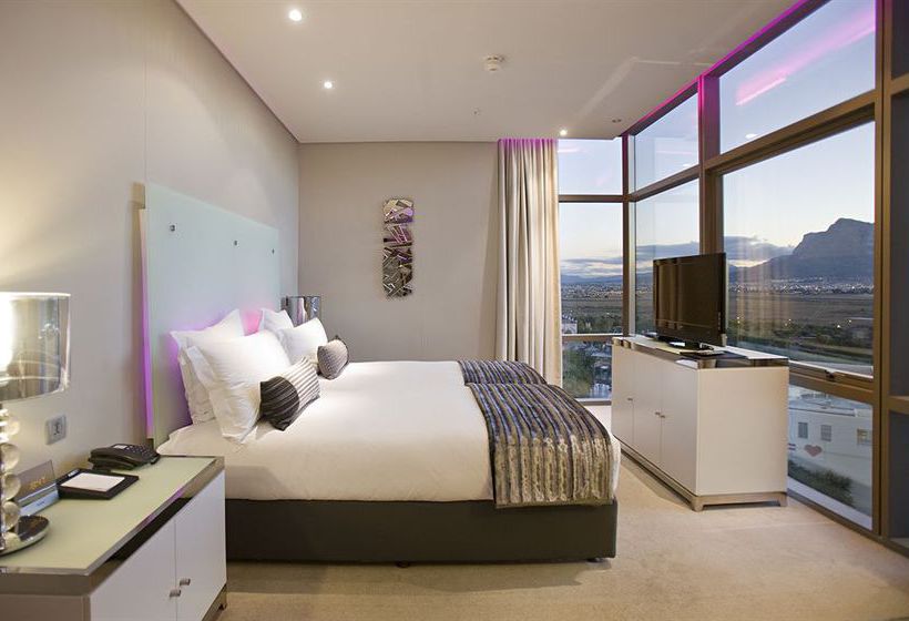 Cape Town Marriott Hotel Crystal Towers 19