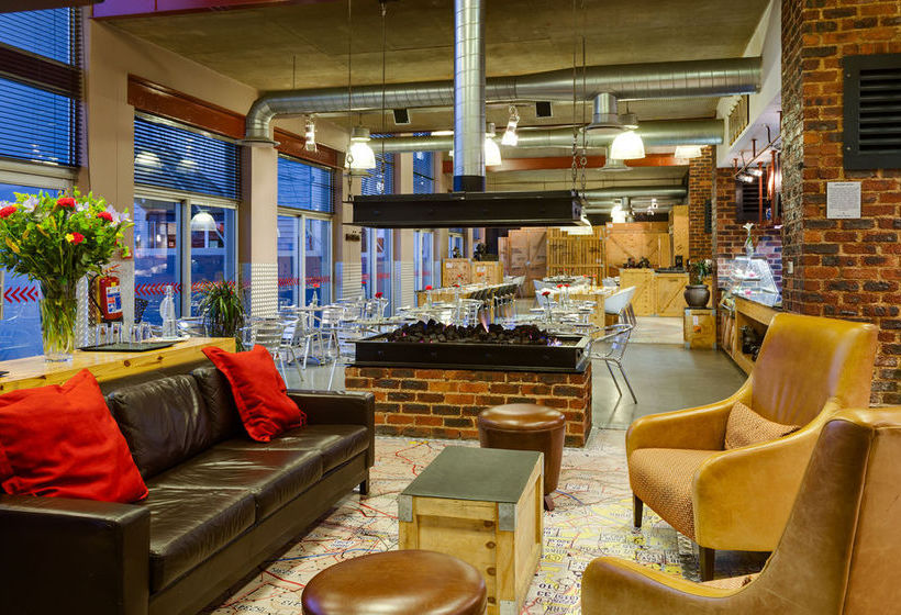 Protea Hotel OR Tambo Airport 11