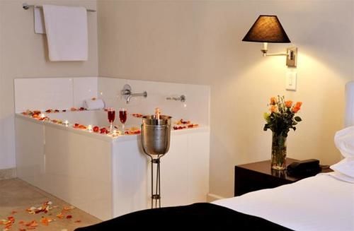 The Bijoux Aparthotel 20