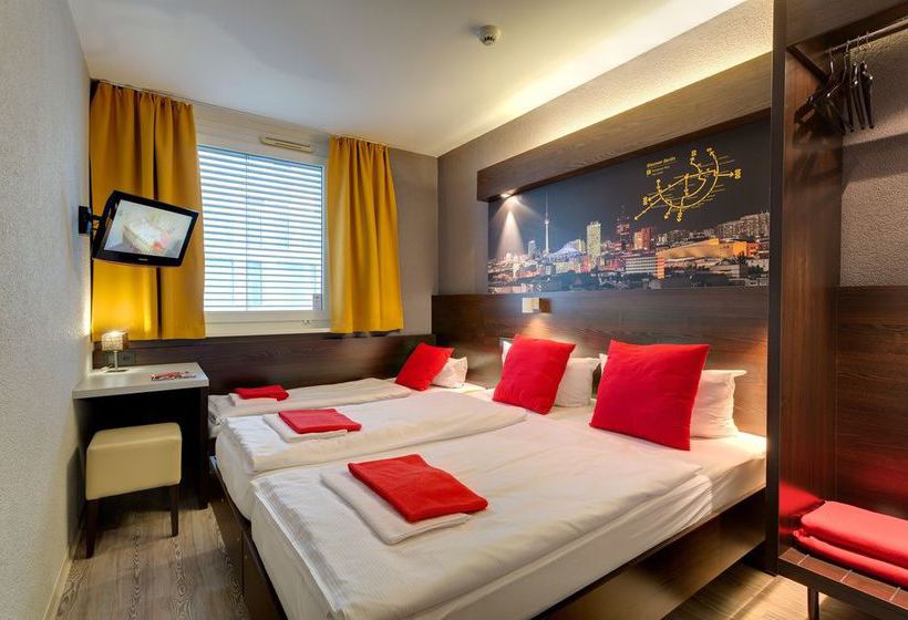 Meininger Hotel Berlin Hauptbahnhof 19