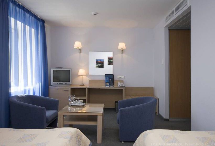 Hotel Grand Avenue 2