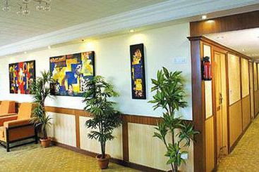 Bell Hotel & convention Centre 4