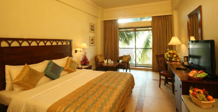 Hotel Neelam The Grand 12