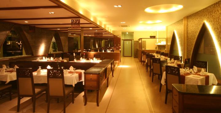 Hotel Neelam The Grand 15