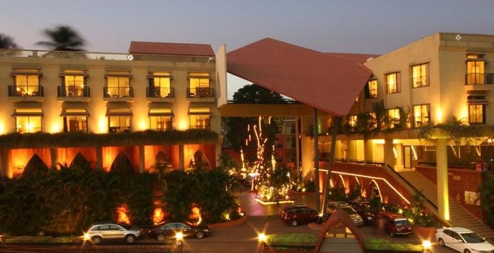 Hotel Neelam The Grand 18