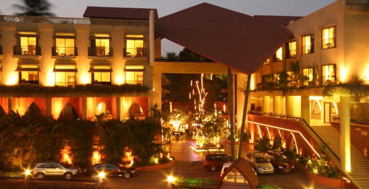 Hotel Neelam The Grand 19