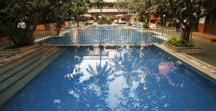 Hotel Neelam The Grand 9