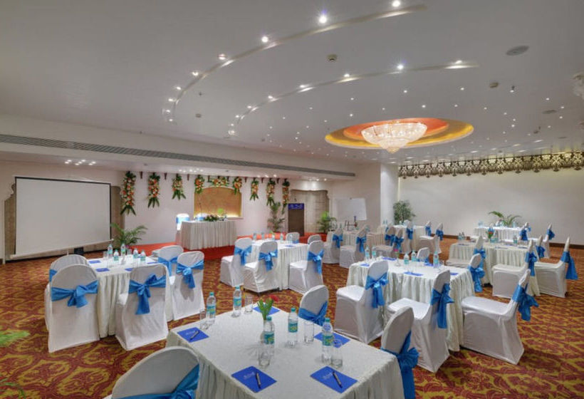 Hotel The Crown Goa 16