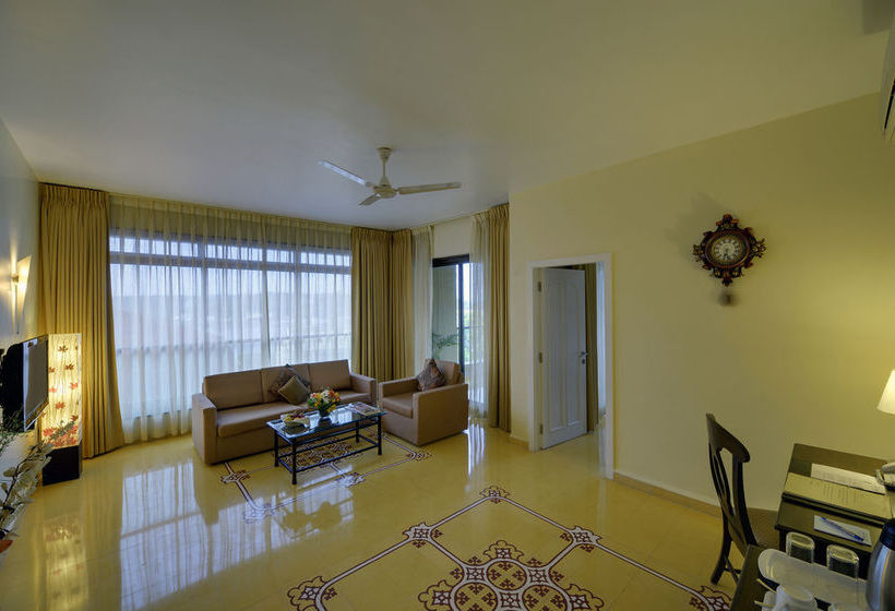 Hotel The Crown Goa 7